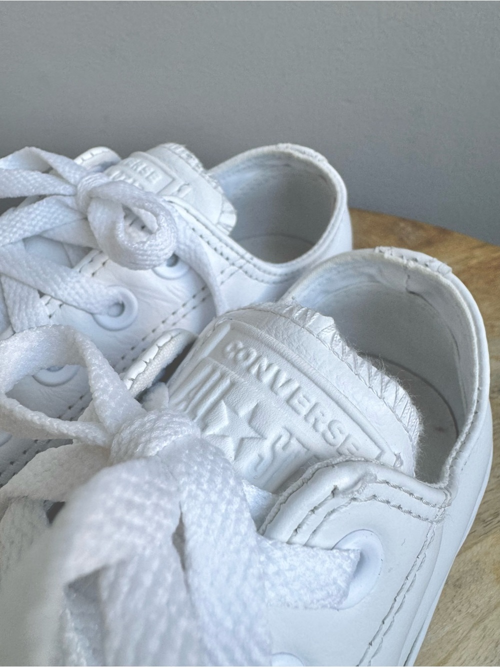 Converse Chuck Taylor All Star Oxford White Leather Monochrome Women’s Sz 6.5 - Picture 6 of 10